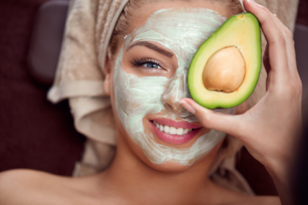 avocado na cerę